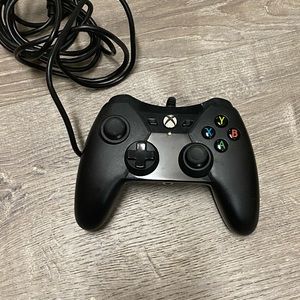 PowerA Wired Controller for Xbox One - Black